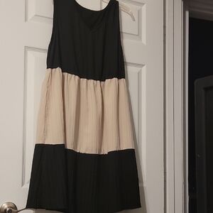 Black and Cream Sleeveless Dress
